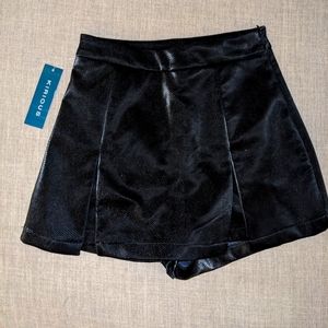 Kirious Snake skin skort